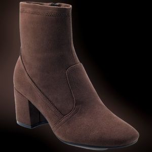 Easy Spirit Brown Ankle Boots